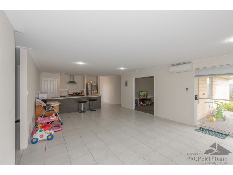 18 Waterwitch Outlook, Wandina WA 6530