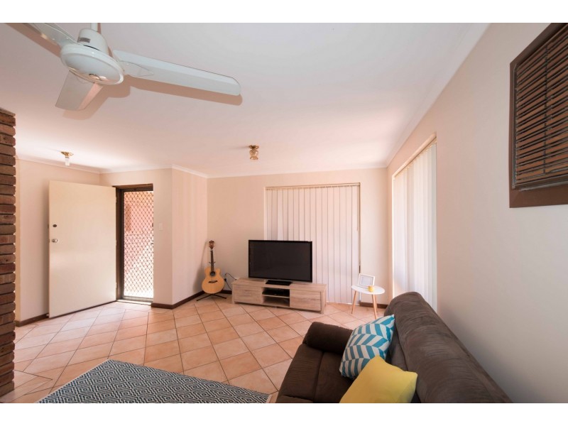 16 Guara Drive, Sunset Beach WA 6530