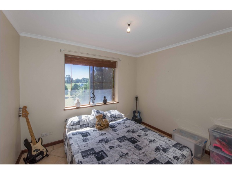 16 Guara Drive, Sunset Beach WA 6530