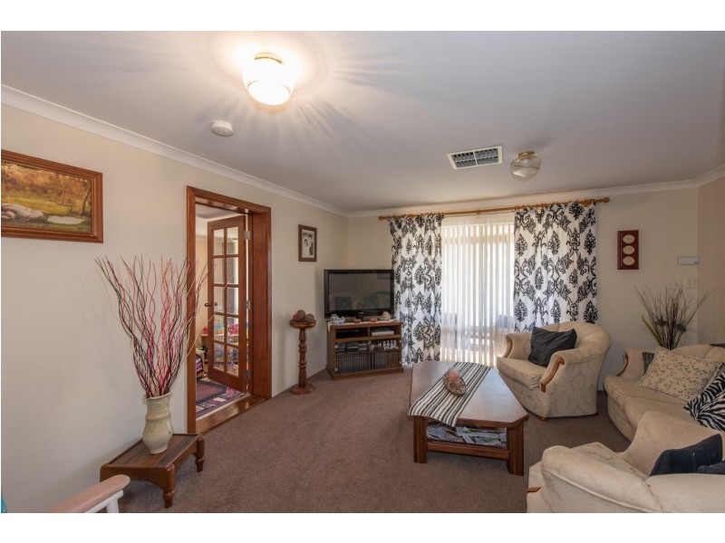 9 Verbena Place, Strathalbyn WA 6530