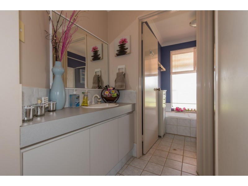 9 Verbena Place, Strathalbyn WA 6530