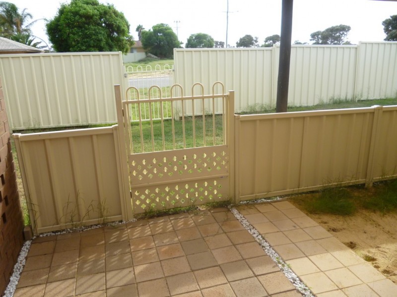 66A Abraham Street, Utakarra WA 6530