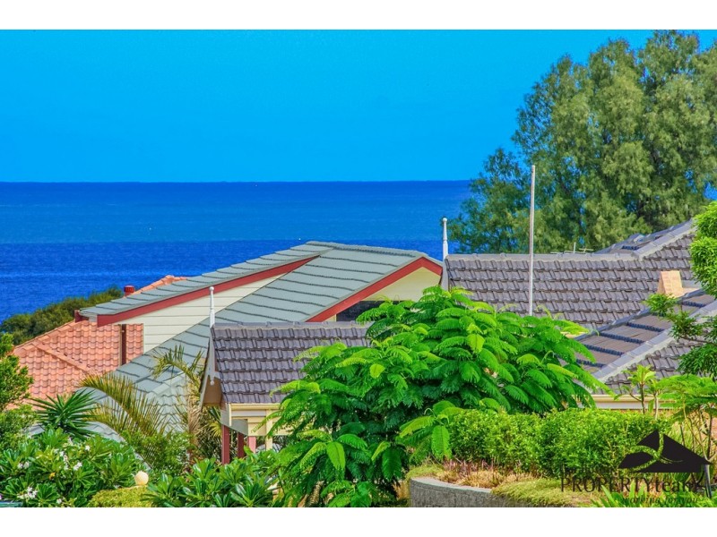 15 St Georges Close, Bluff Point WA 6530