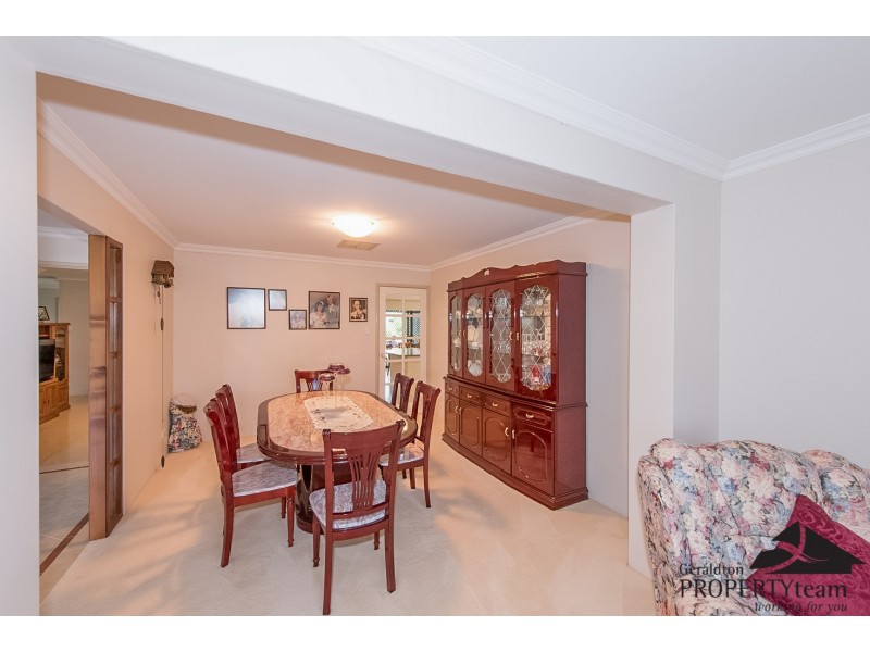 15 St Georges Close, Bluff Point WA 6530