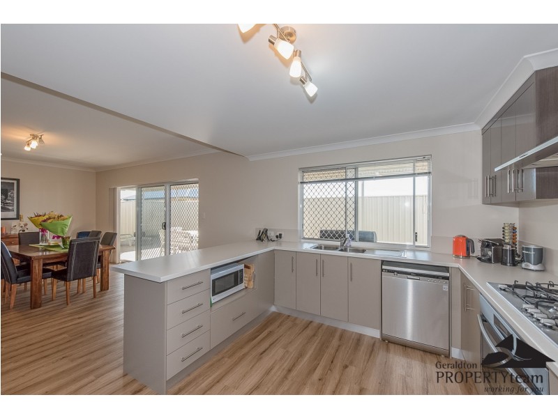 15 Moorings Loop, Sunset Beach WA 6530