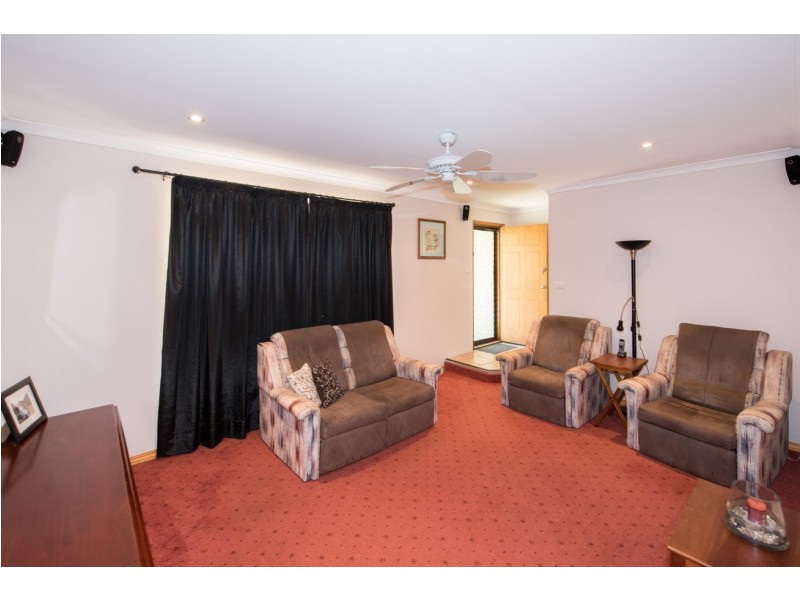 17 Thames Drive, Cape Burney WA 6532