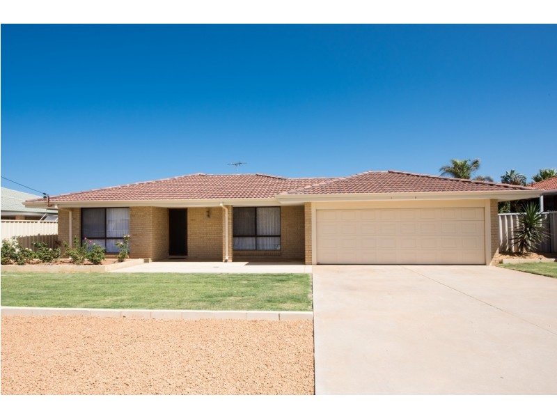 17 Thames Drive, Cape Burney WA 6532