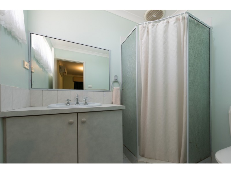 17 Thames Drive, Cape Burney WA 6532