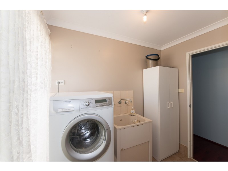 17 Thames Drive, Cape Burney WA 6532