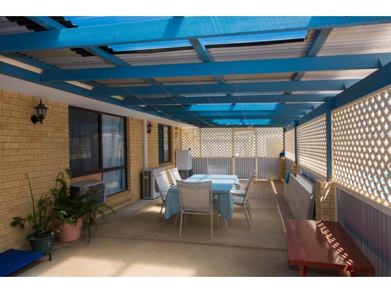 17 Thames Drive, Cape Burney WA 6532