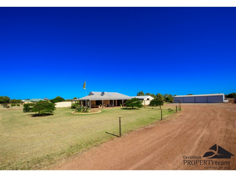 8 Polwarth Parade, Deepdale WA 6532