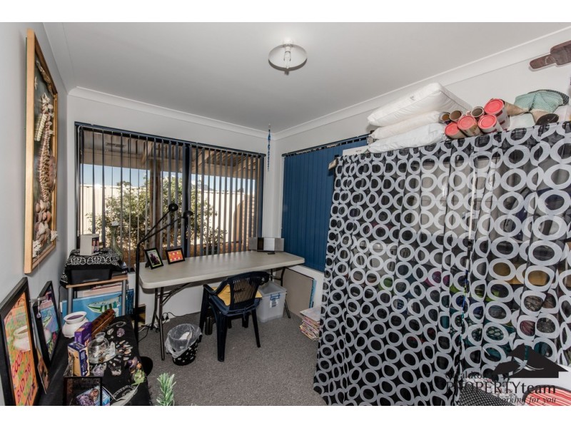 8 Polwarth Parade, Deepdale WA 6532