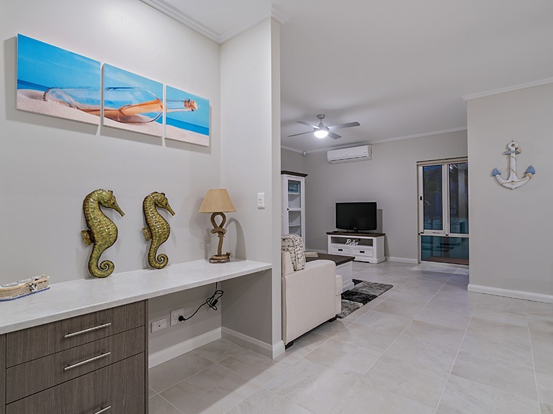 58 Kempton Street, Bluff Point WA 6530