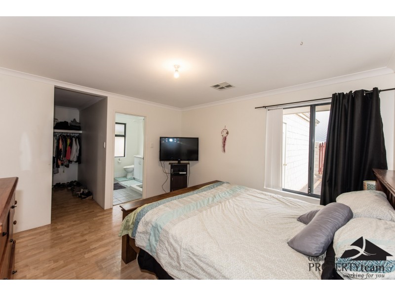 4 Half Moon Drive, Waggrakine WA 6530