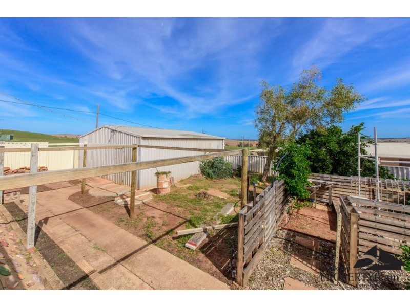 32 Indialla Road, Nabawa WA 6532