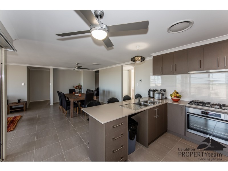 2 Bellimos Drive, Wandina WA 6530