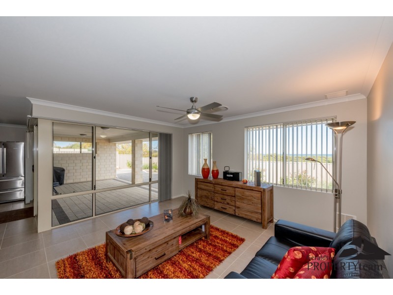 2 Bellimos Drive, Wandina WA 6530