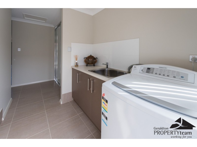 2 Bellimos Drive, Wandina WA 6530