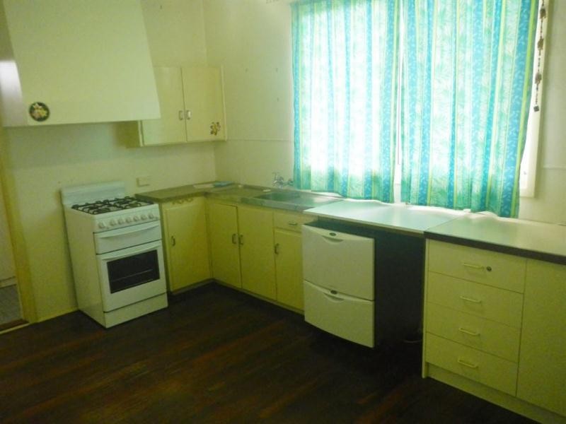 37 Abelia Street, Rangeway WA 6530