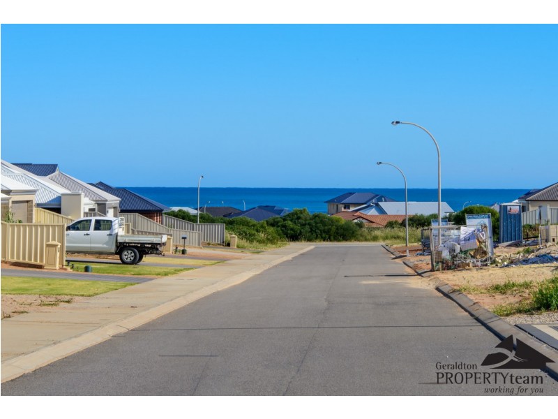 20 Lugger Outlook, Glenfield WA 6532