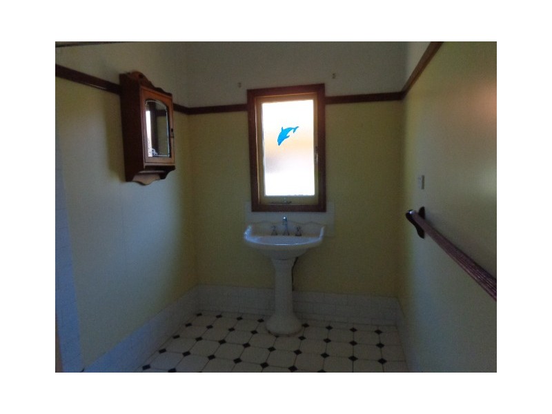 237 Fourth Street, Wonthella WA 6530