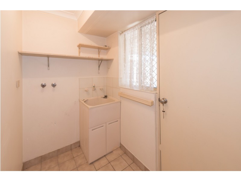 6 Wandoo Street, Rangeway WA 6530