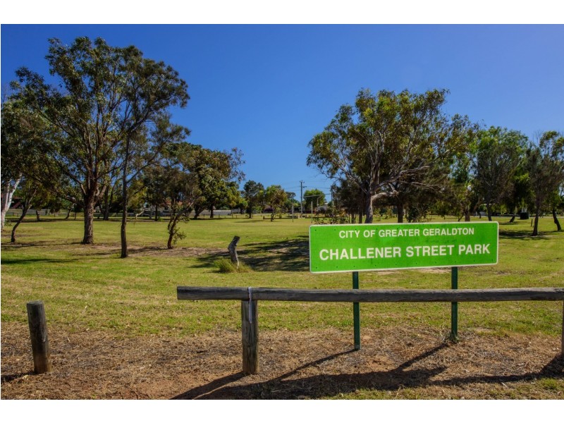 6 Wandoo Street, Rangeway WA 6530