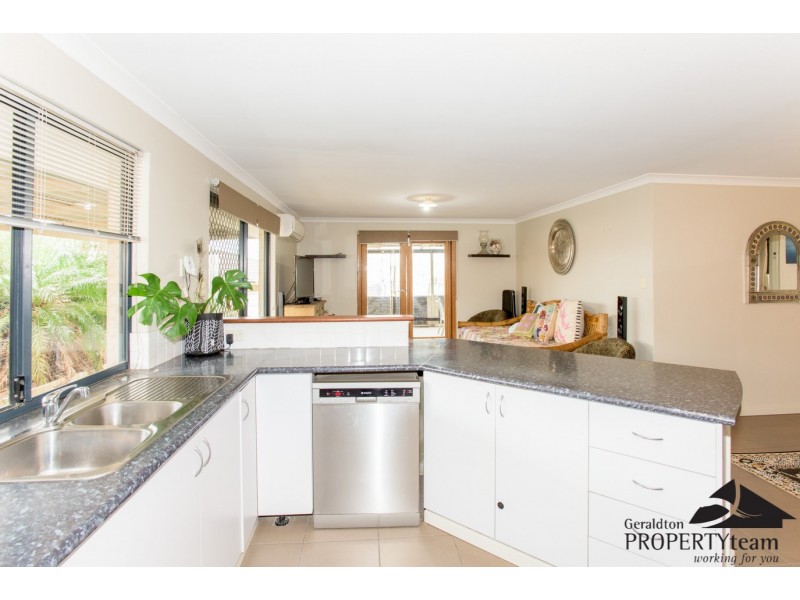 52 Ashton Close, Mount Tarcoola WA 6530