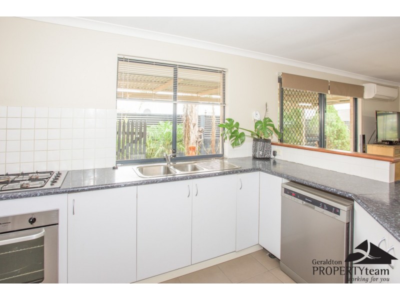 52 Ashton Close, Mount Tarcoola WA 6530