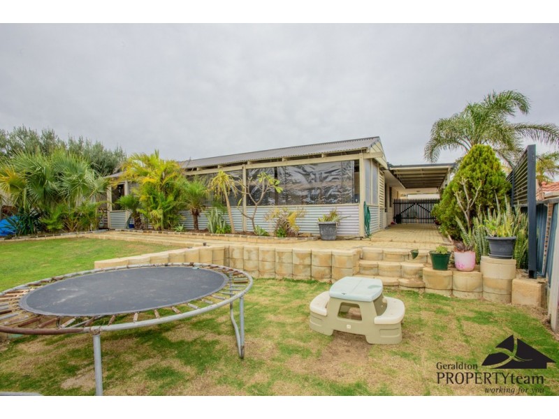 52 Ashton Close, Mount Tarcoola WA 6530