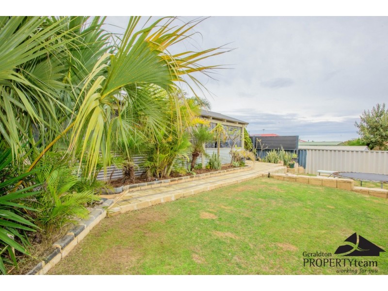 52 Ashton Close, Mount Tarcoola WA 6530