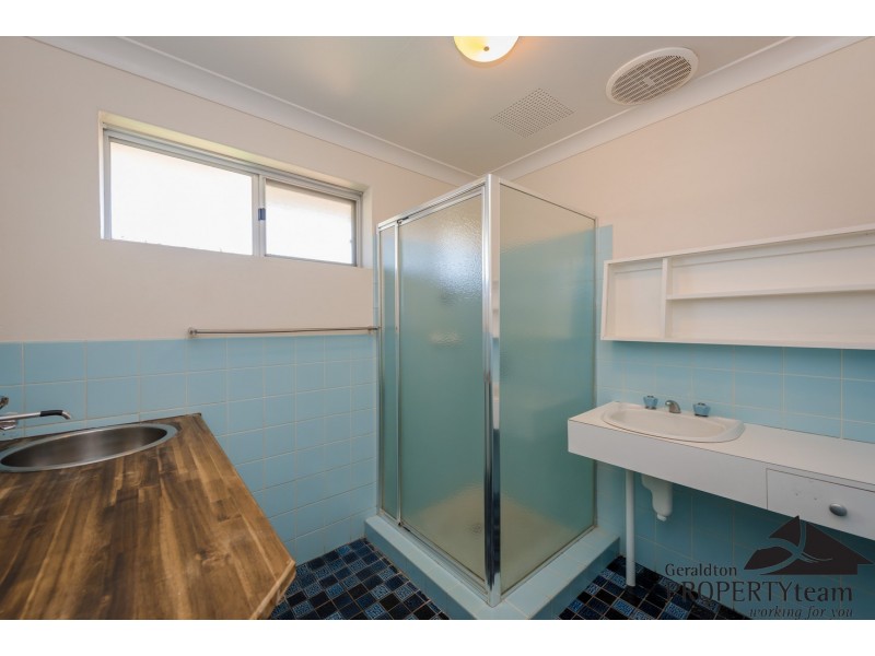 279A Fifth Street, Wonthella WA 6530