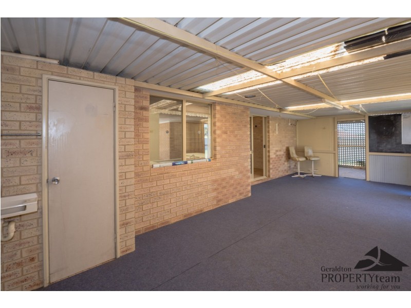 6 Wandoo Street, Rangeway WA 6530