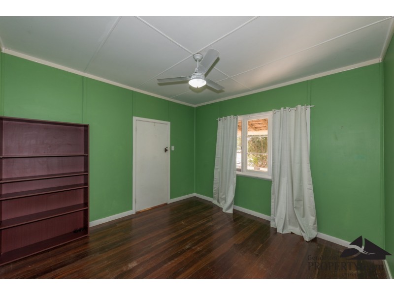 213 Evans Street, Beachlands WA 6530