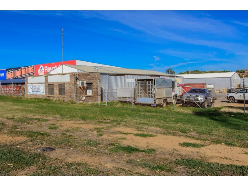 2 Walton Close, Geraldton WA 6530