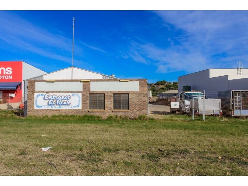 2 Walton Close, Geraldton WA 6530