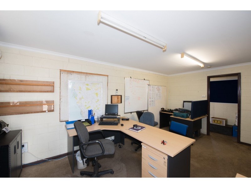 2 Walton Close, Geraldton WA 6530