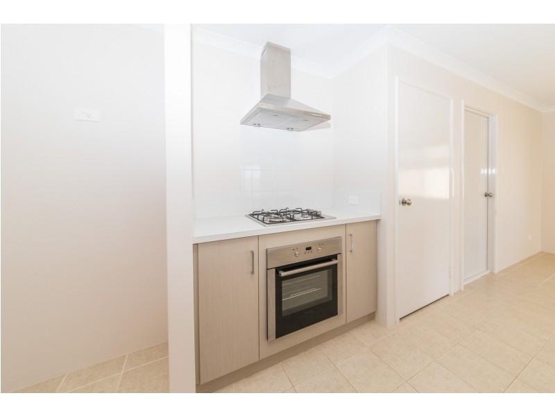 2 Waterwitch Outlook, Wandina WA 6530