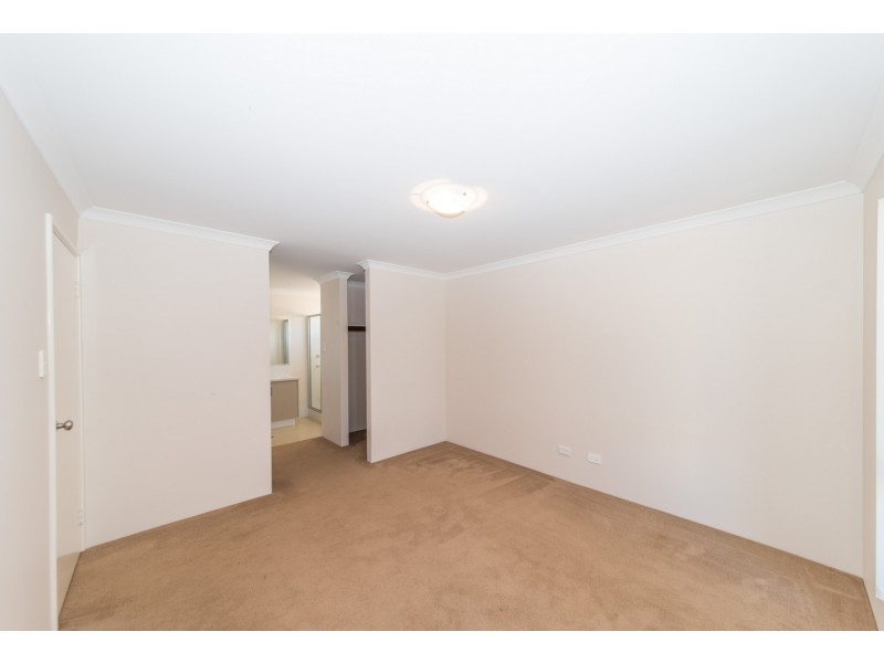 2 Waterwitch Outlook, Wandina WA 6530