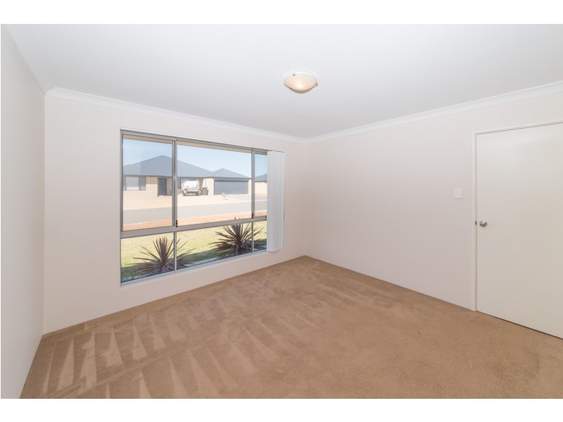 2 Waterwitch Outlook, Wandina WA 6530