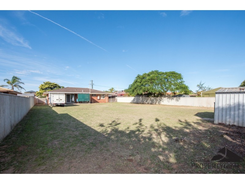 12 Paringa Street, Mount Tarcoola WA 6530