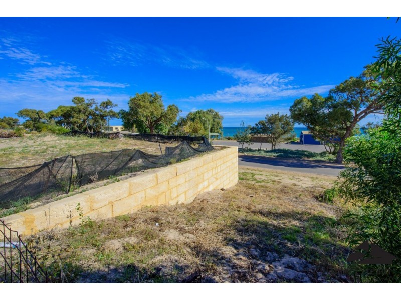 63 Whitehill Road, Drummond Cove WA 6532