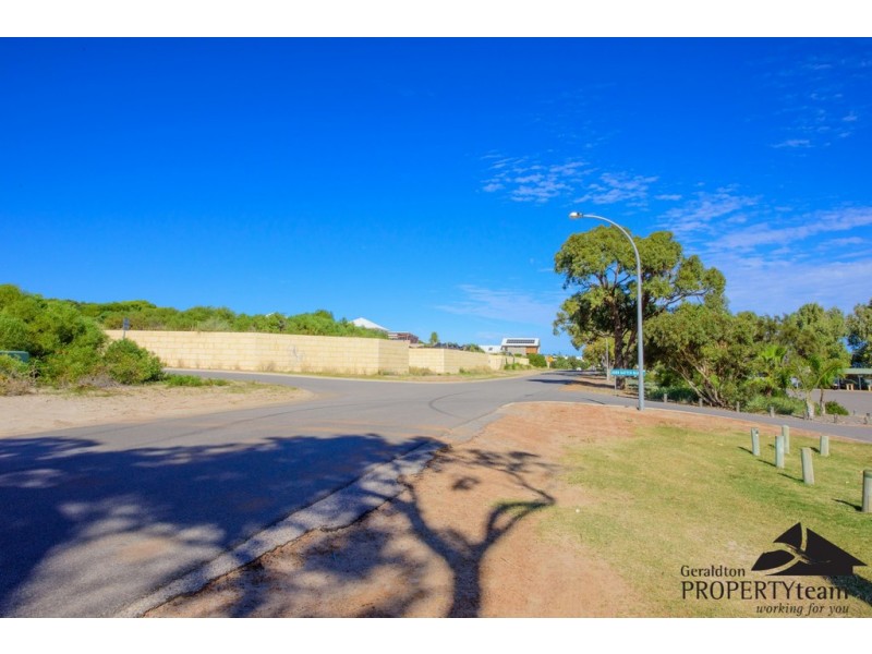 63 Whitehill Road, Drummond Cove WA 6532
