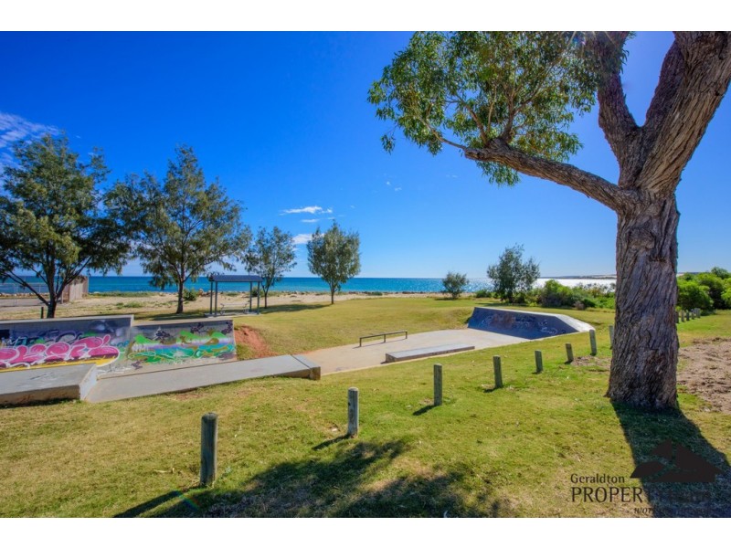 63 Whitehill Road, Drummond Cove WA 6532