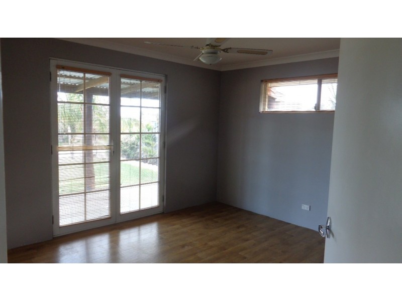 34 Hillview Drive, Drummond Cove WA 6532