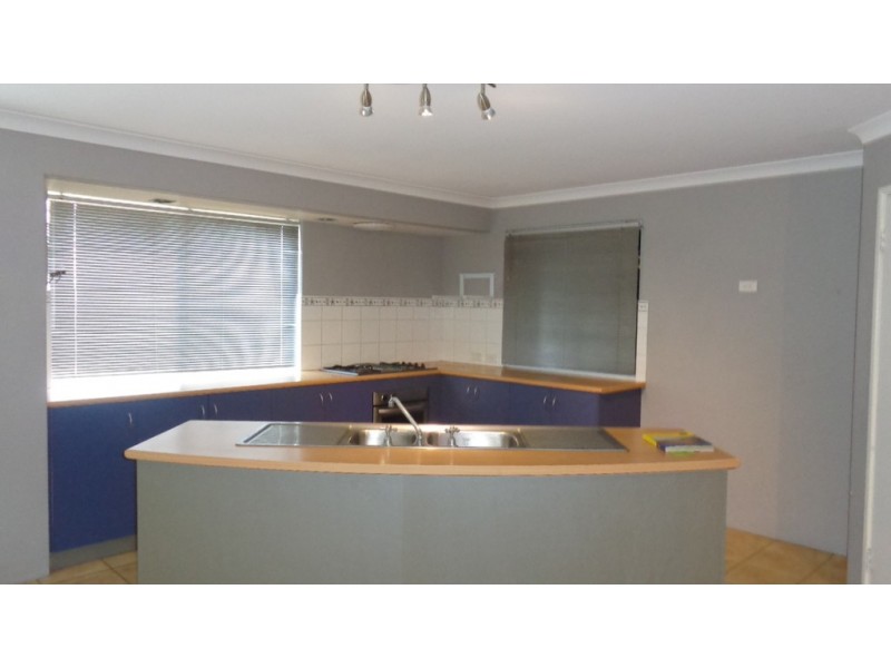 34 Hillview Drive, Drummond Cove WA 6532