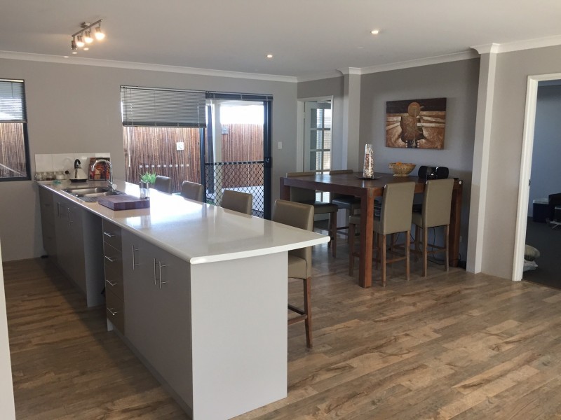 22 Yolanda Edge, Wandina WA 6530