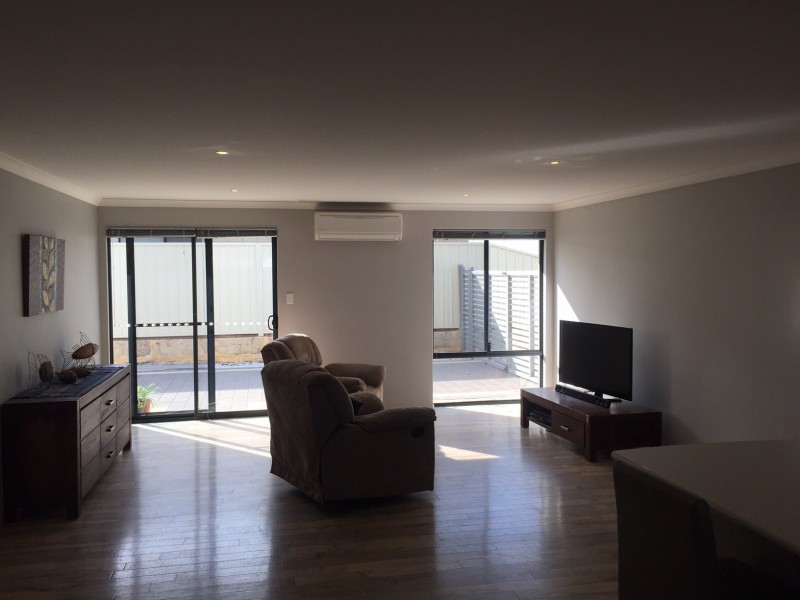 22 Yolanda Edge, Wandina WA 6530