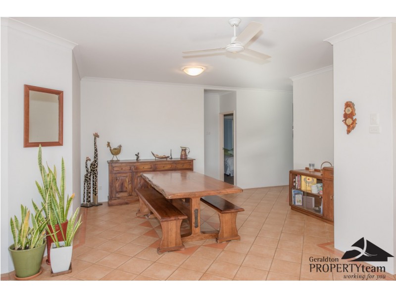 22 Hillview Drive, Drummond Cove WA 6532