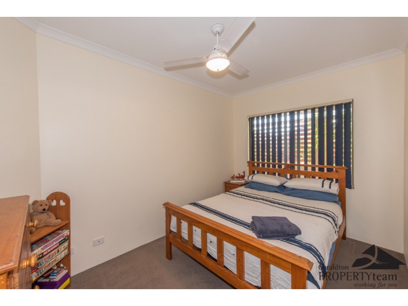 22 Hillview Drive, Drummond Cove WA 6532